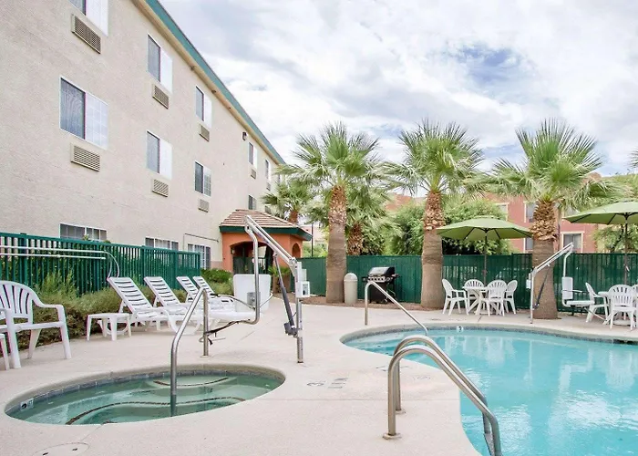 Comfort & North Tucson Marana 4*
