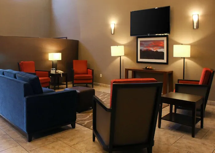 Comfort & North Tucson Marana Hotel 4*