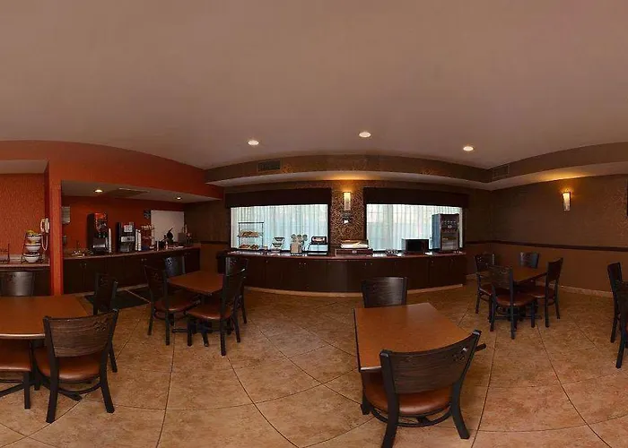 Hotel Comfort & North Tucson Marana 4*