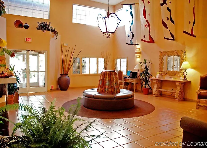 Comfort & North Tucson Marana Hotel